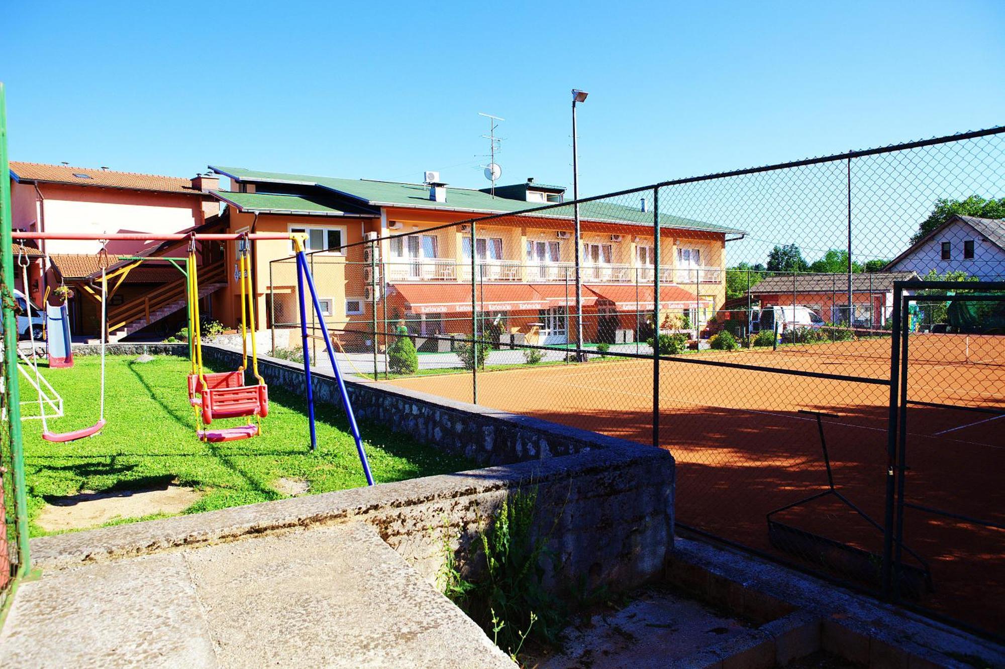 Bed And Breakfast Restaurant Dp Donji Zvecaj Εξωτερικό φωτογραφία