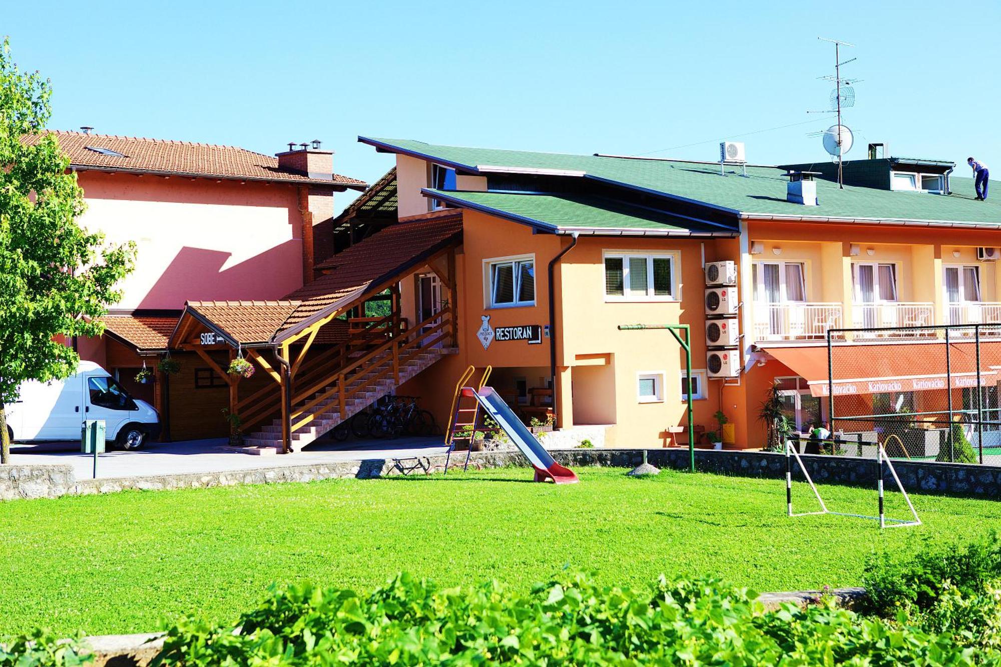 Bed And Breakfast Restaurant Dp Donji Zvecaj Εξωτερικό φωτογραφία