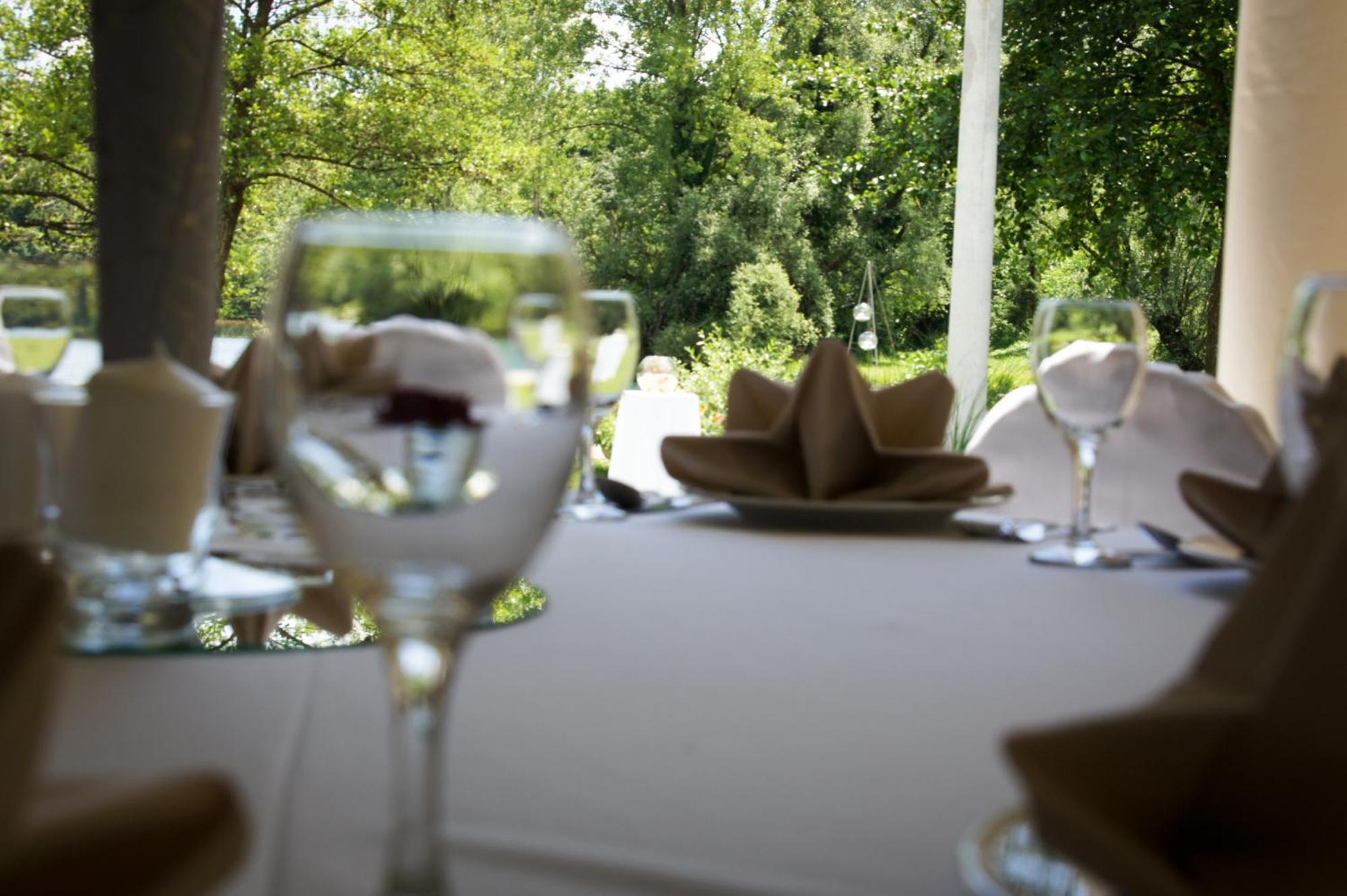 Bed And Breakfast Restaurant Dp Donji Zvecaj Εξωτερικό φωτογραφία
